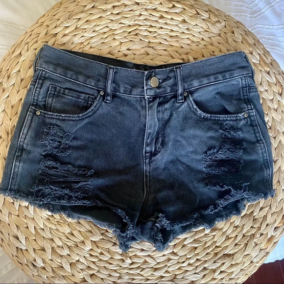 Bullhead Denim Co Distressed Black High Rise Mini Jean Short - Picture 1 of 8